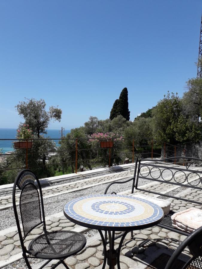 Tigullio Vacations Panoramica Apartments Lavagna Kültér fotó